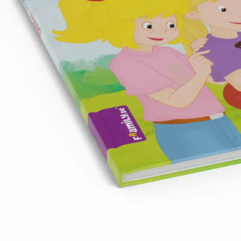 Detailansicht des BuchrĂŒckens eines illustrierten Bibi & Tina Buches.